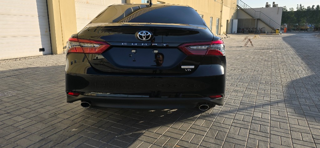 Toyota Camry thumb 5