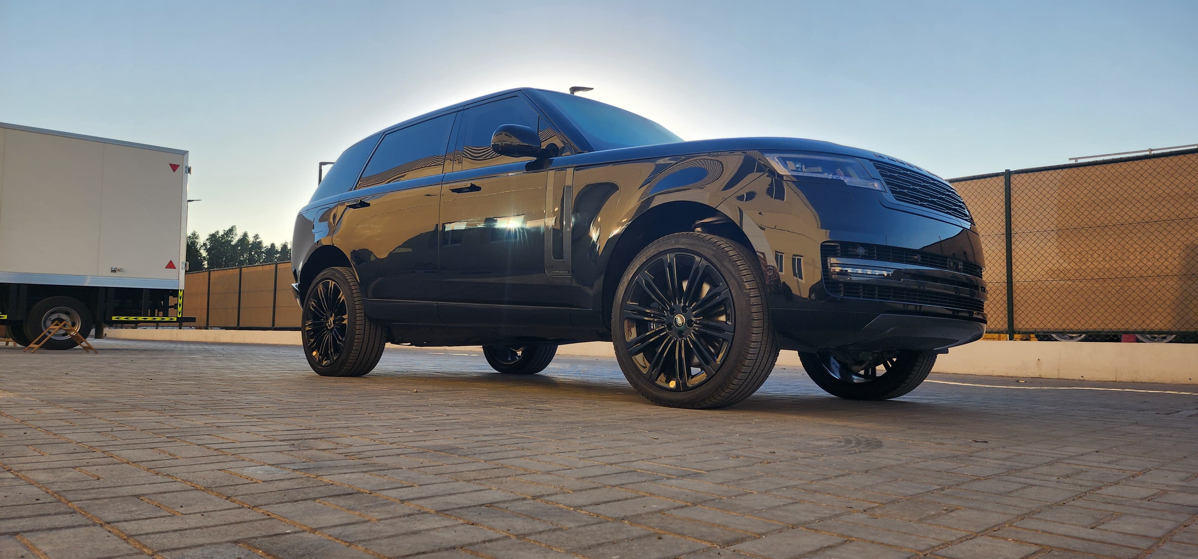 Range Rover thumb 7